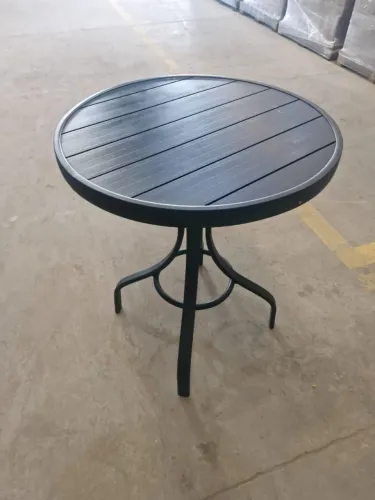Mesa de alumínio
