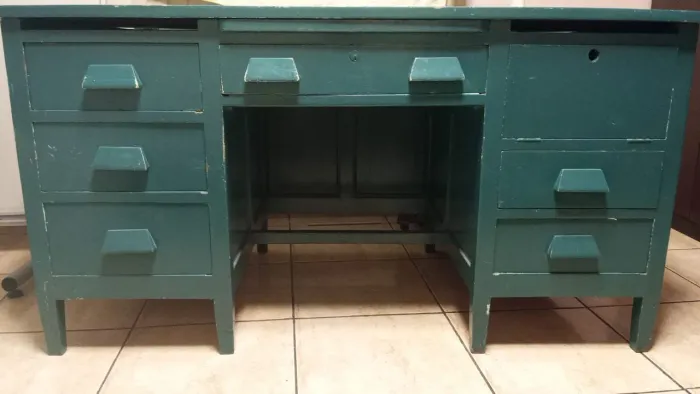 Escrivaninha Miele