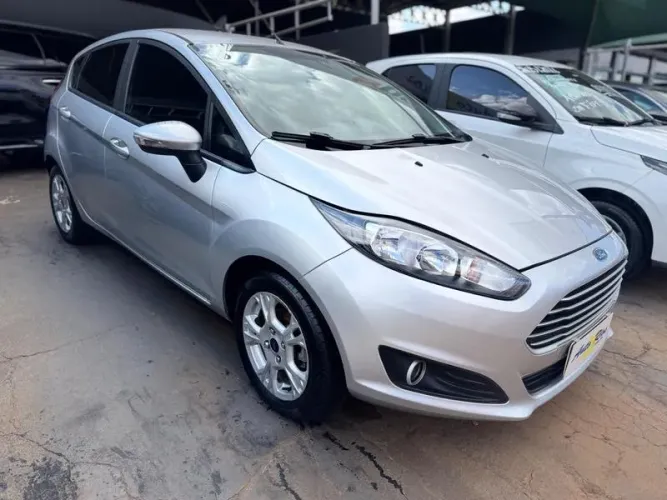 Ford Fiesta 1.6 16V Flex Mec. 5P 2016
