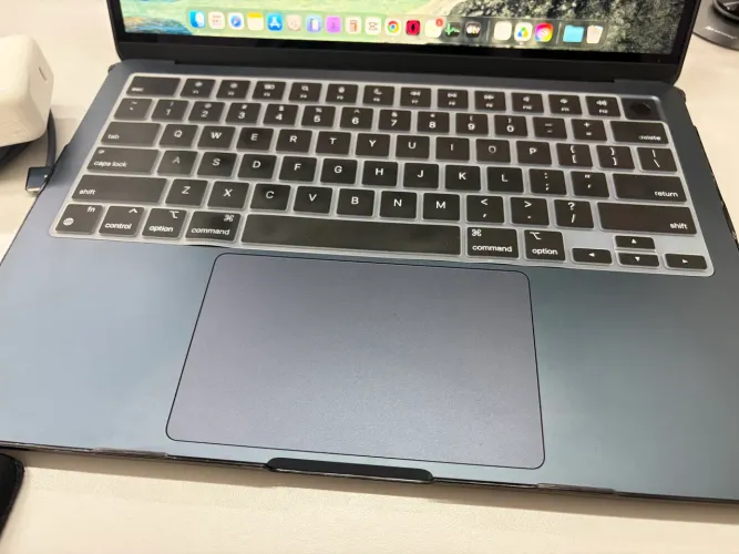 MacBook Air m4 256gb