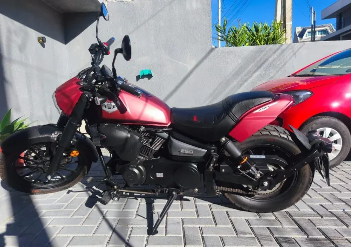 Vendo ou troco. Titanium 250