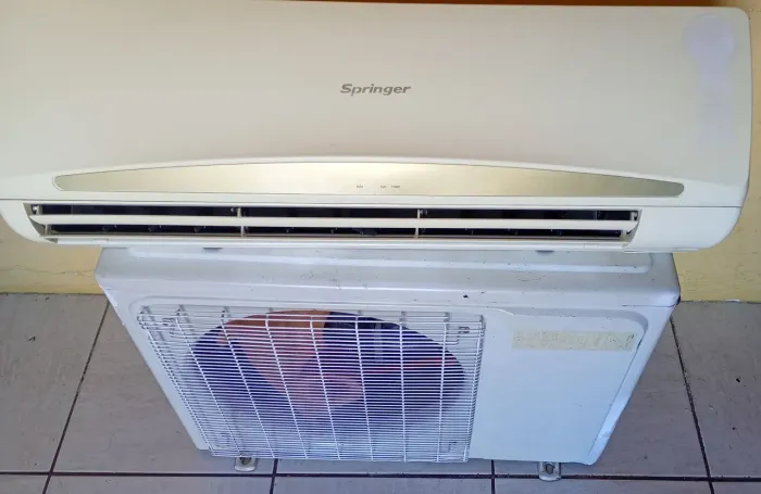 Ar Split 12.000 Btu's 