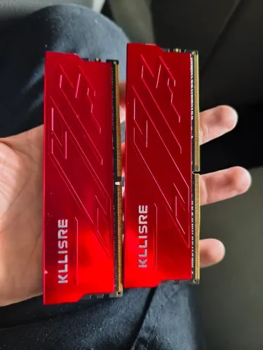 Kit 2 Memórias ram Kllisre 8gb Ddr4 2666mhz Desktop Vermelho