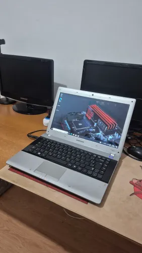 Notebook Samsung RV415 i3 | 8gb RAM DDR3 | 240gb SSD | Bateria funcionando 