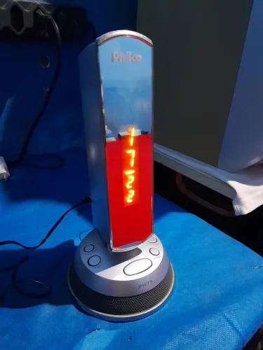 Rádio AM FM E RELÓGIO 
