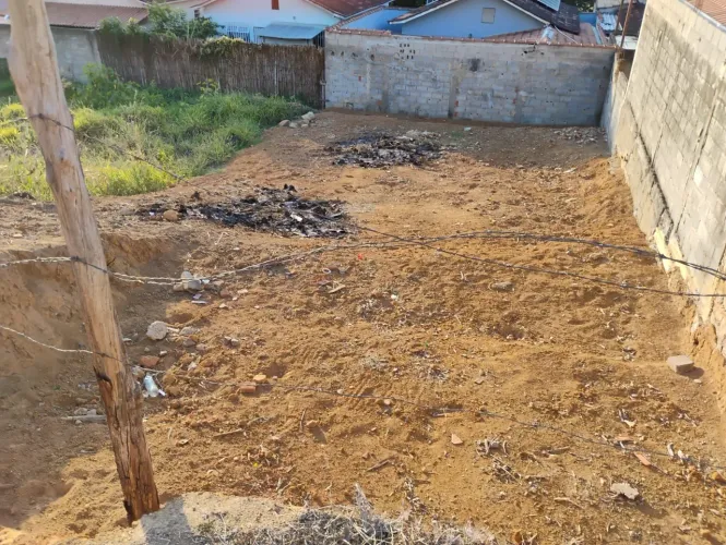 Vendo lote no bairro Liberdade em São João Nepomuceno.