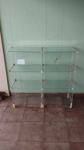 Prateleira de vidro