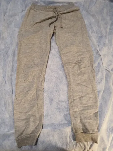 Calça de moleton 12 anos