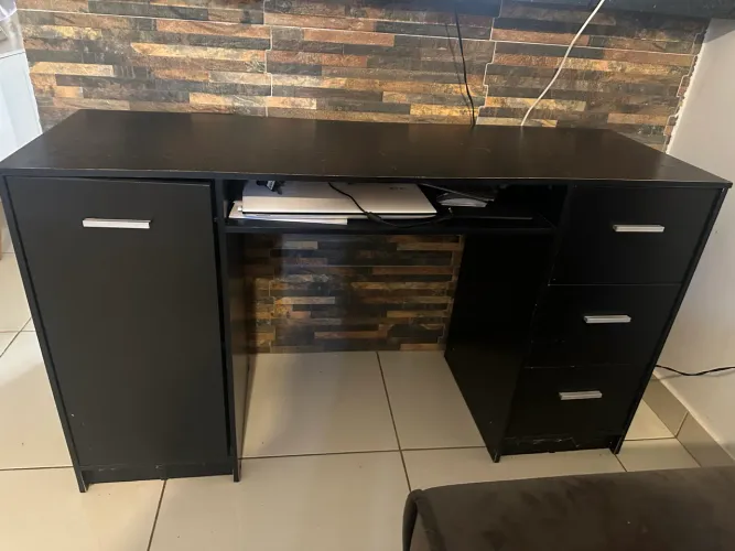 Vende se mesa de escritório 