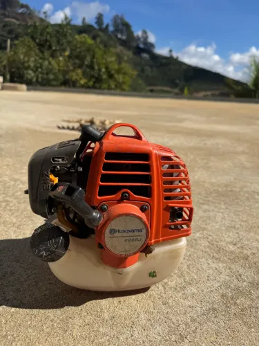 Husqvarna 226 RJ e Mãozinha Engec