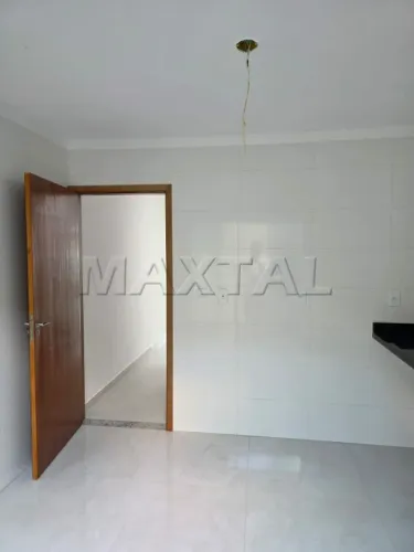 Sobrado Novo e Moderno no Mandaqui: 3 Dormitórios, Suíte e Quintal