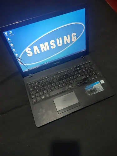 Vendo notebook Samsung Intel core i3 2.0 ghz hdmi wi-fi 5G