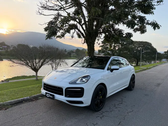 Porsche Cayenne Coupe E-hybrid 3.0 V6 462cv 2021