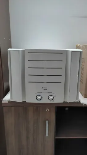 Ar condicionado Janela Springer Midea 10.000 BTU frio 127v
