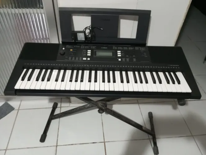 Teclado yamanha