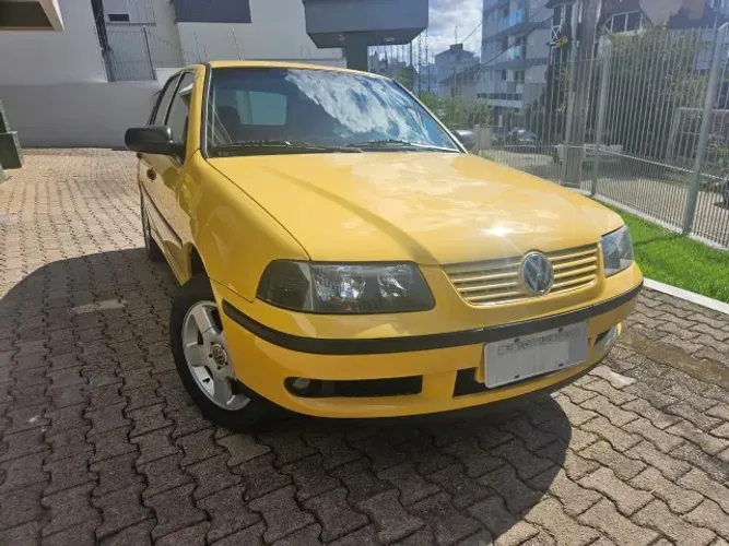 Volkswagen Gol Geração III Sport 1.0 MI 16V Gasolina Mec. 4P 2002