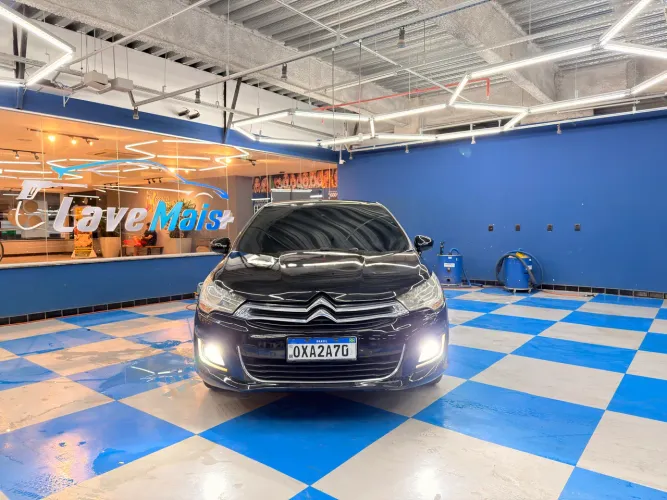 Citroen C4 Lounge Exclusive 1.6 Turbo 4P Aut. 2014