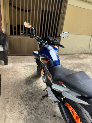 CB Twister 250 SPECIAL EDITION