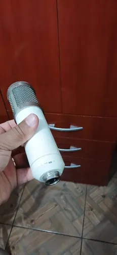 Microfone condensador