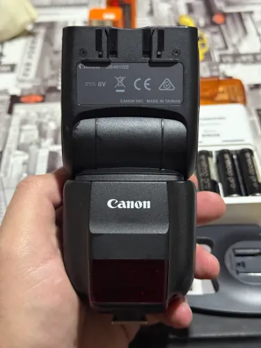 Flash Canon 430EX III SPEEDLIGHT + Rádio Flash 