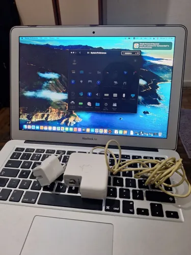 MacBook Air 13" 2015 - Core i5 - 4GB - 128GB - macOS Monterey