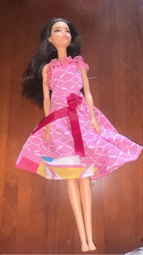 Barbie morena