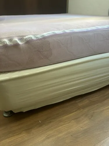 Cama box queen