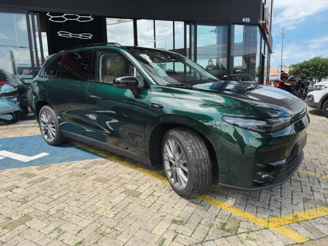 Leapmotor C10 REEV (Híbrido) 2027