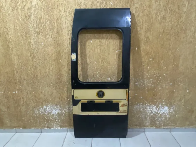 Porta traseira esquerda Boxer / Ducato / Jumper