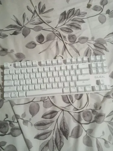 TECLADO 60% BRANCO RGB