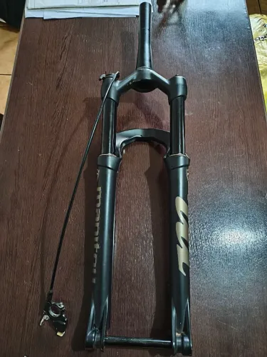 Suspensão 29 Manitou Markhor boost