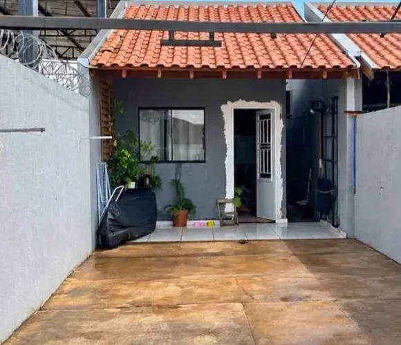 CASA A VENDA EM ICOARACI/ F.S
