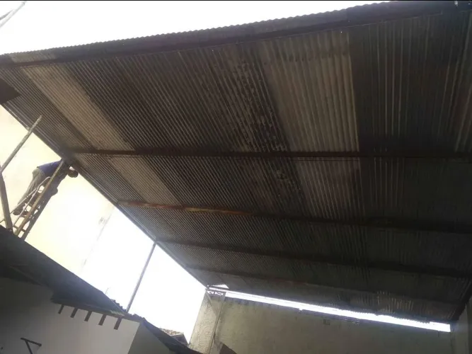 Telhas alumínio e galvanizada 145mts seminova