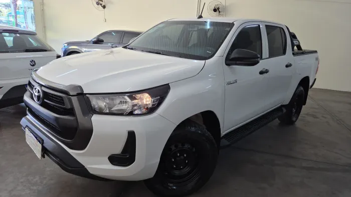 Toyota Hilux CD 4X4 2.8 Diesel Mec. 2024