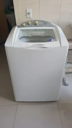 Máquina de lavar roupa GE King Capacity 15,1kg