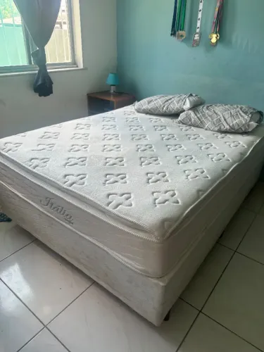 Cama box casal