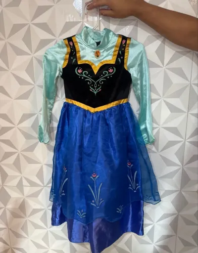 fantasia anna frozen disney store 5 a 6 anos