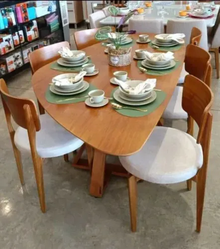 Mesa orgânica c 6 cadeiras Maldivas