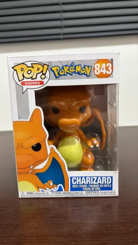 Funko pop Charizard 843