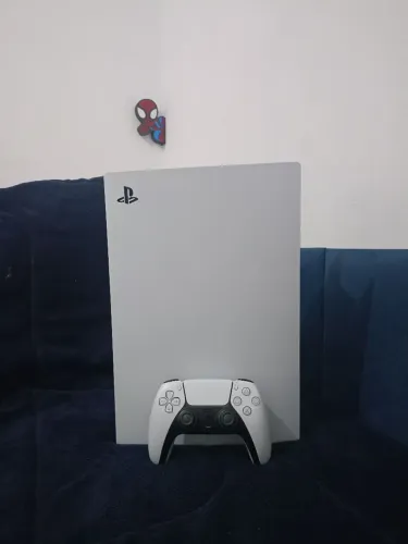 PS5 Fat com Leitor + Controle - Excelente Estado