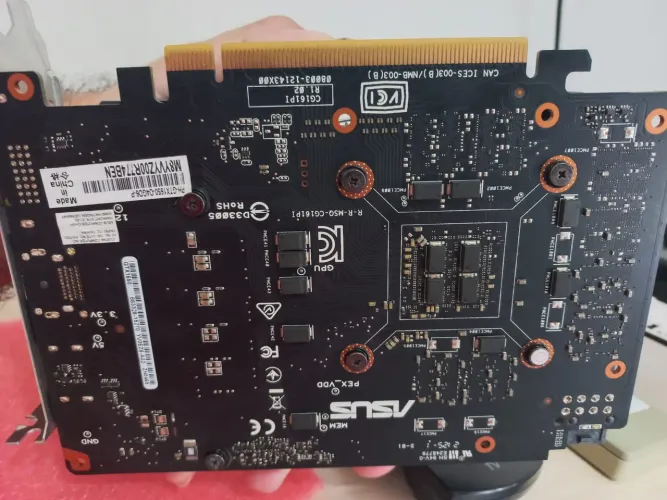 Placa de Vídeo ASUS GeForce GTX 1650 4GB - Excelente Estado