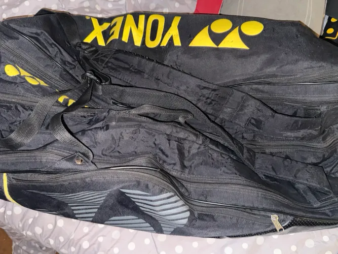 Raqueteira yonex x12