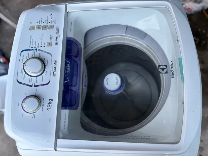 máquina Electrolux 12kg