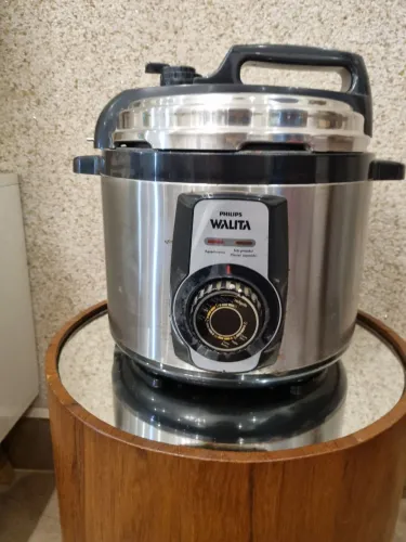 Panela elétrica walita