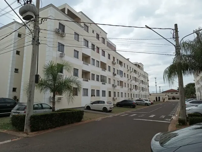 Lindo Apartamento com Suite e Sacada! Próximo a Uniderp!