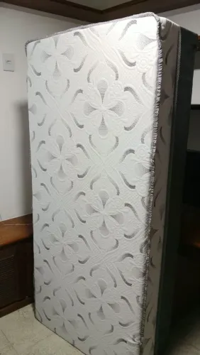 Cama de solteiro