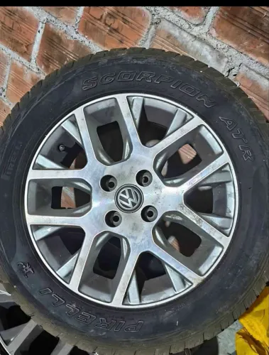 Rodas aro 15 Saveiro Cross