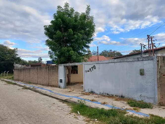 Casa a venda no Bairro Nossa Senhora Daguia 