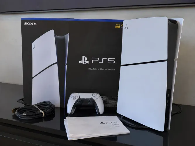PlayStation 5 Slim 1TB + Controle Original USADO APENAS 1 SEMANA | Excelente Estado 