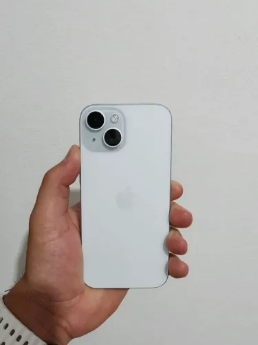 iPhone 15 128GB